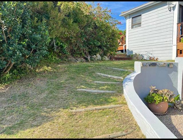 3 BEDROOM HOUSE FOR SALE IN CANNON ROCKS